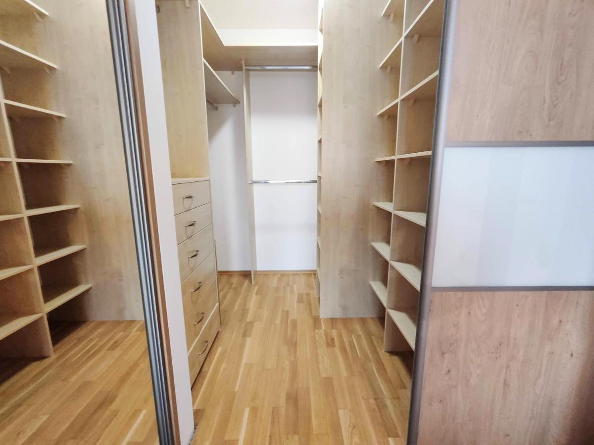 Mills - Free Parking - Balcony With City View - Close To Nivy Mall Братислава Экстерьер фото