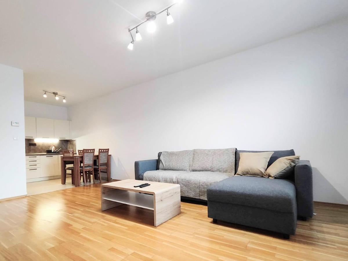 Mills - Free Parking - Balcony With City View - Close To Nivy Mall Братислава Экстерьер фото