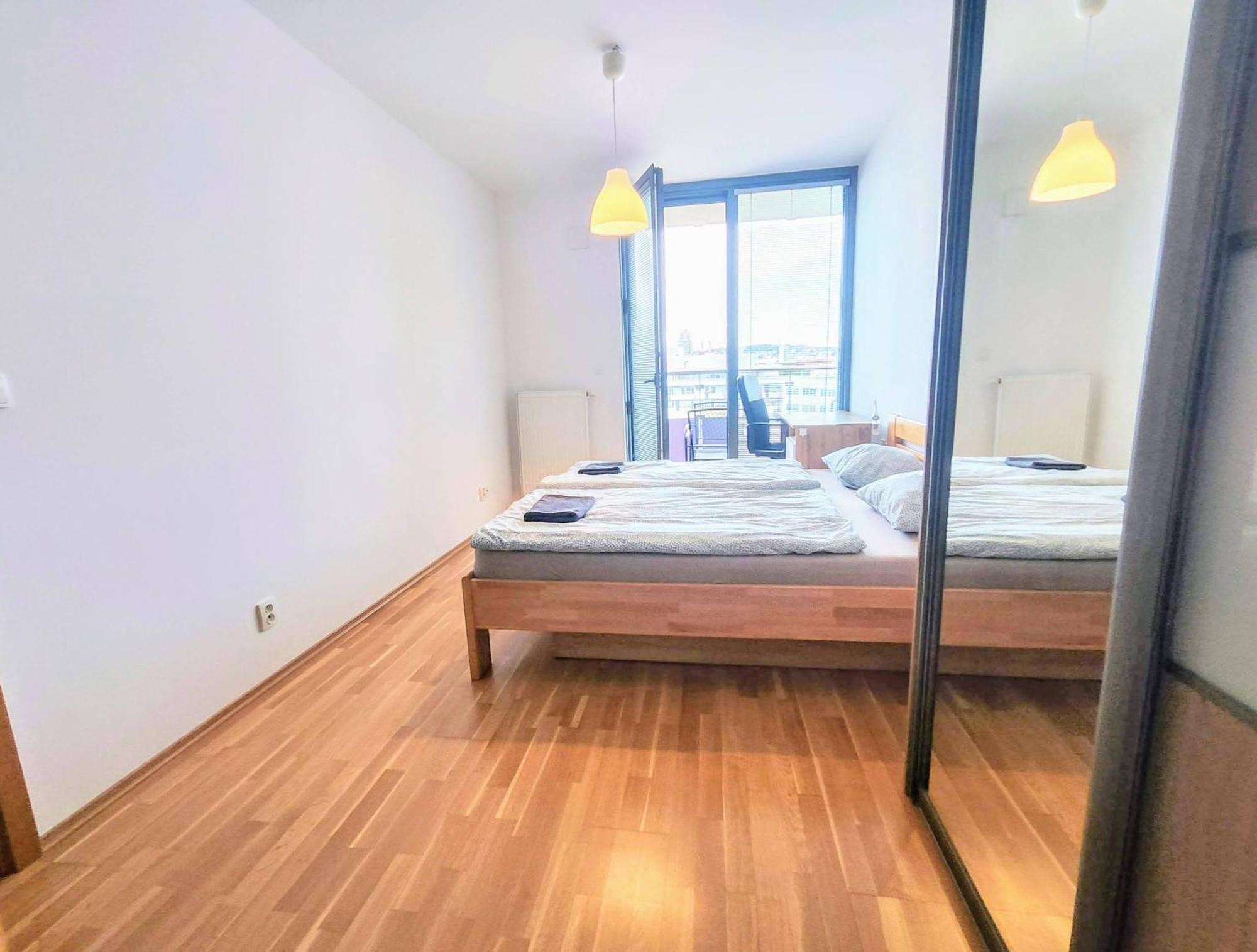 Mills - Free Parking - Balcony With City View - Close To Nivy Mall Братислава Экстерьер фото